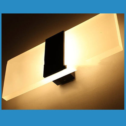 AuraSense Indoor Motion Sensor Wall Lamp – USB Rechargeable LED Light for Modern Interiors - Demuva