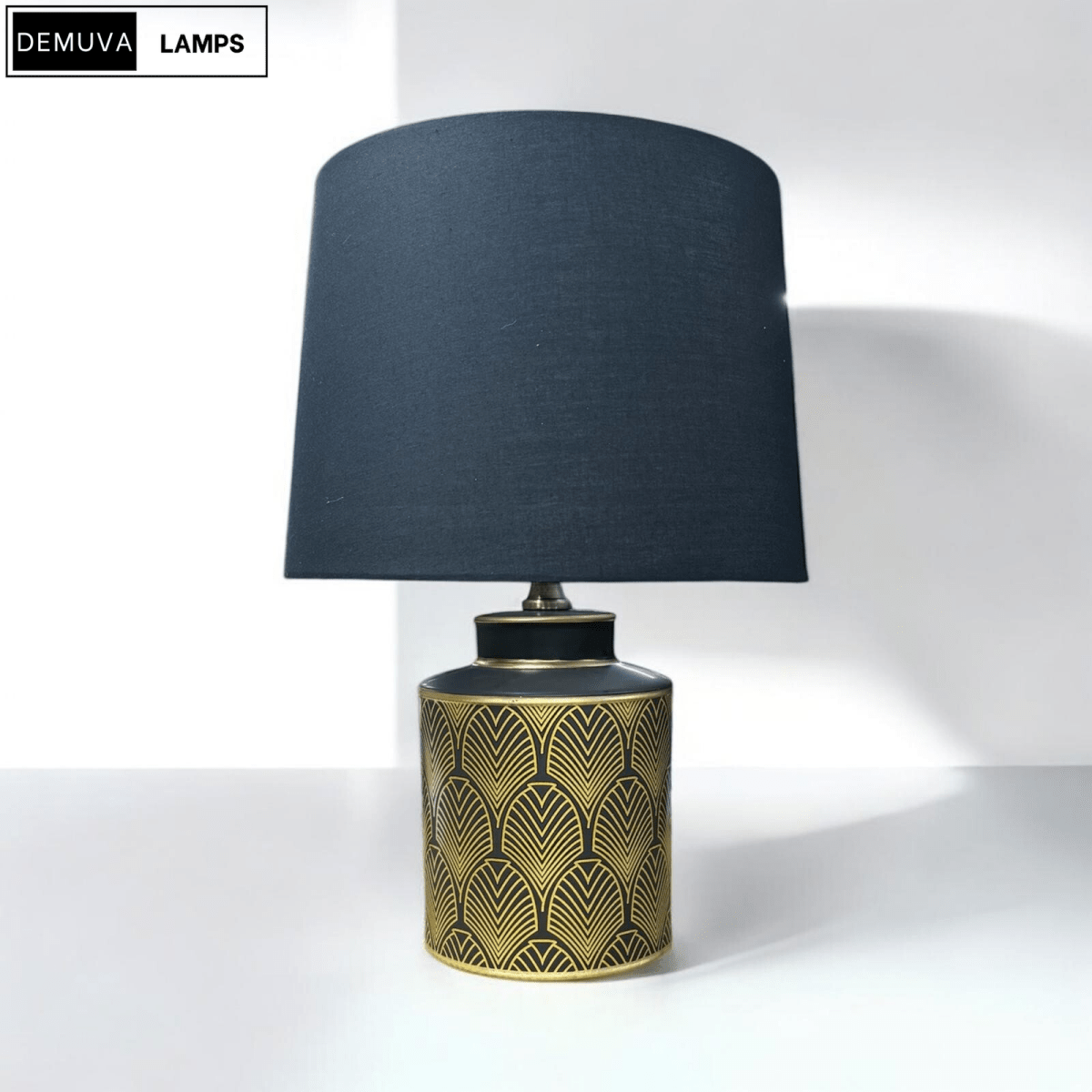 Black & Gold Modern Floral Table Lamp - Demuva