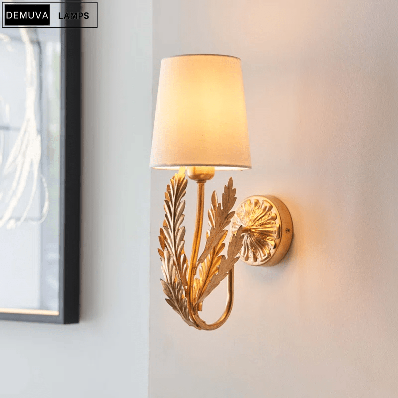 Elegant Candle Wall Light for Timeless Ambiance - Demuva
