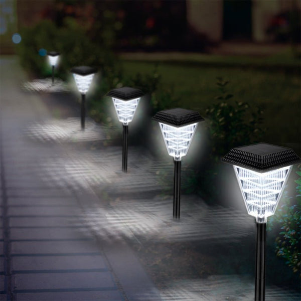 GlowTrek Solar Garden Light – Multi - Colour LED with Light Sensor & IP65 Waterproofing - Demuva